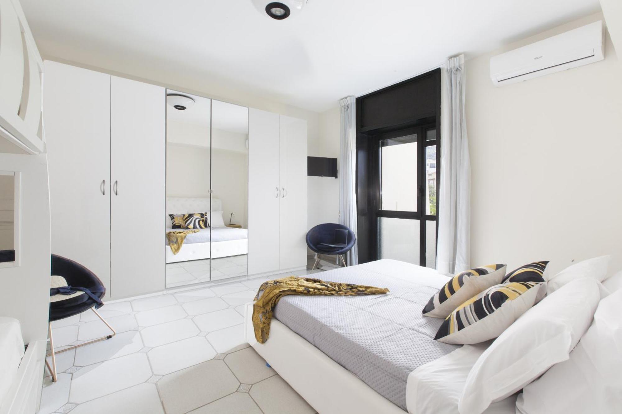 Estate4Home - Maison Wally ซอร์เรนโต ภายนอก รูปภาพ